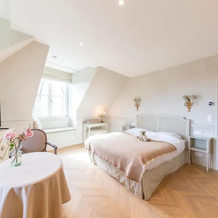 Vendégház Mirabel 4*
